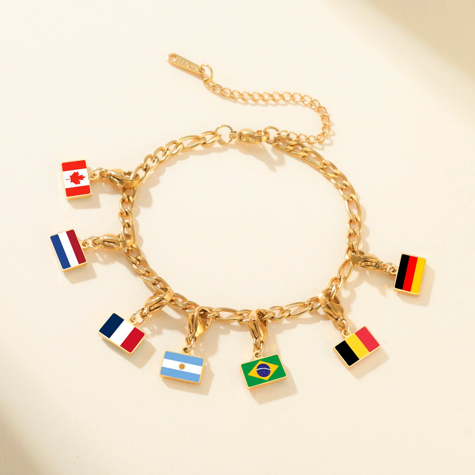 EUEAVAN 1pc Stainless Steel Country Flag Charm Bracelet with Figaro Chain Tiny Charms Hand Bracelet Travel Holiday Jewelry Gifts