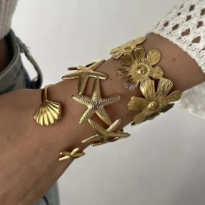 2025 Exaggerated Metal Shell Starfish Bracelet for Women Fashion Gold Color Stainless Steel Cuff Bangle Beach Party Jewelry