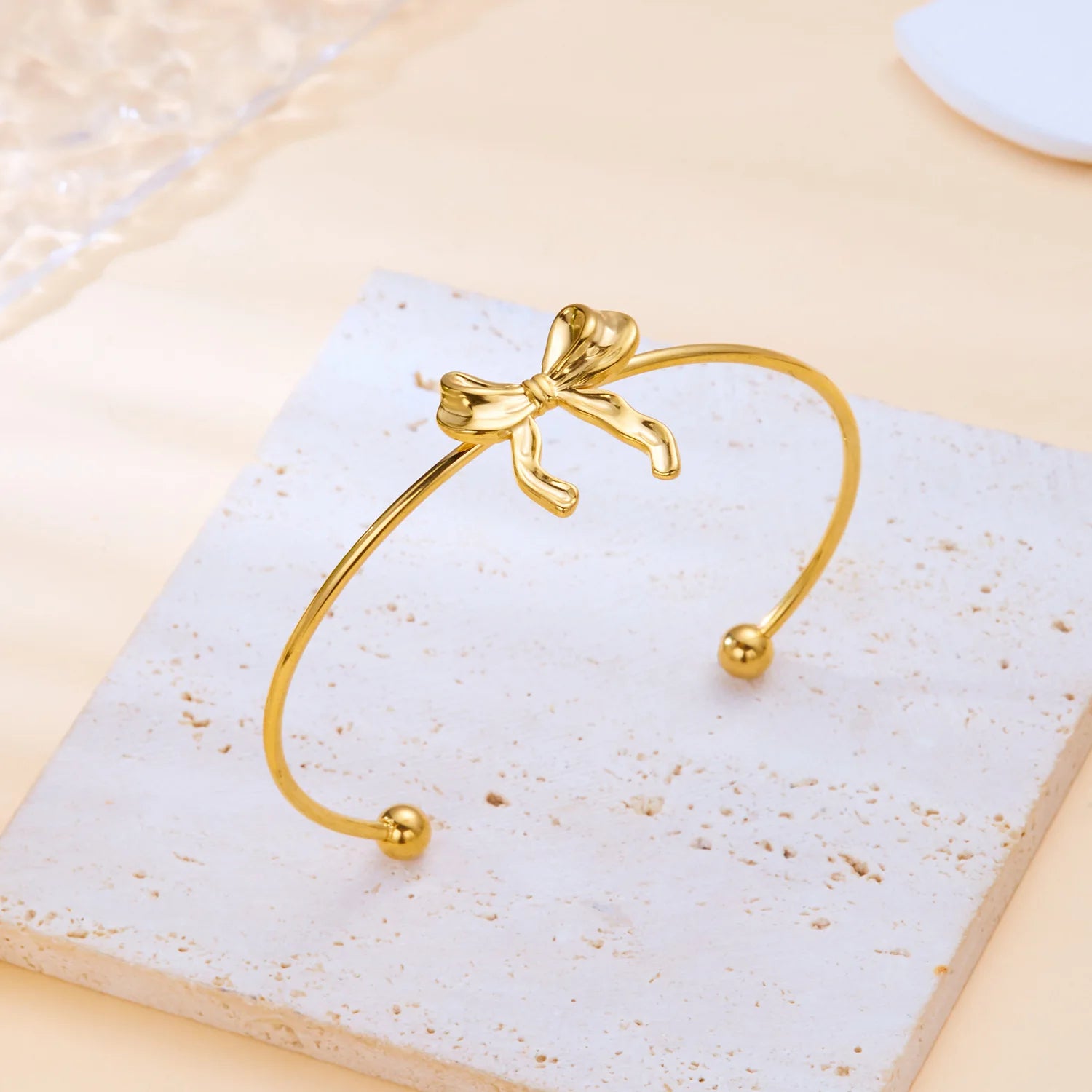 2025 Exaggerated Metal Shell Starfish Bracelet for Women Fashion Gold Color Stainless Steel Cuff Bangle Beach Party Jewelry