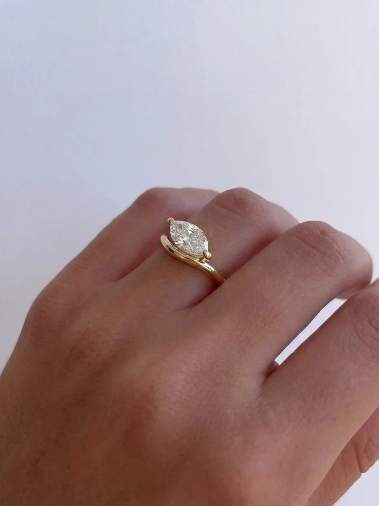 925 Sterling Silver Simple Smooth Wave Marquise Zircon Ring For Women Engagement Party Daily Wear High Quality Fine Jewelry