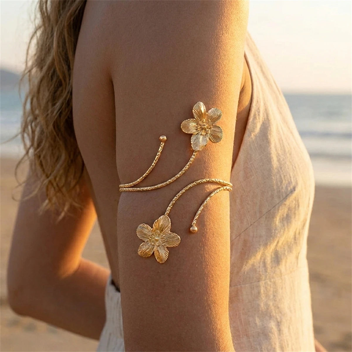 Boho Elegant Metal Flower Upper Arm Bracelet for Women Vintage Punk Gold Color Spiral Armlet Armband Beach Party Jewelry