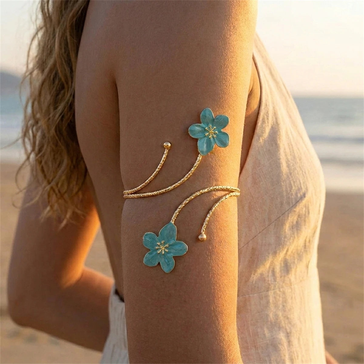 Boho Elegant Metal Flower Upper Arm Bracelet for Women Vintage Punk Gold Color Spiral Armlet Armband Beach Party Jewelry