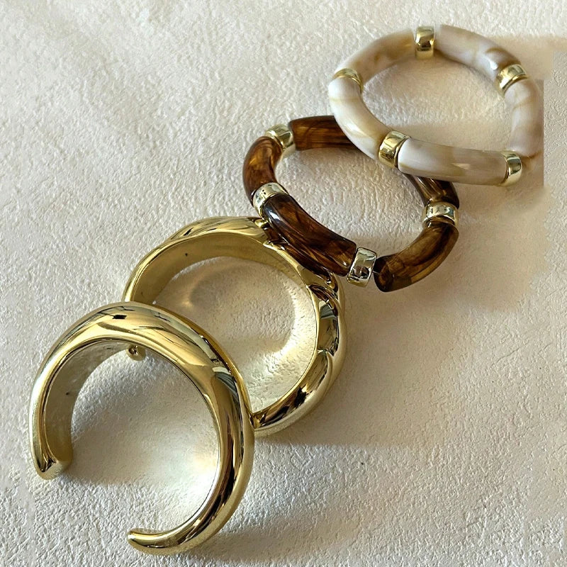 4pcs Vintage Minimalist Elegant Brown Resin Elastic Bangle Set Gold Color Smooth Open Bracelets For Women Daily Holiday Jewelry