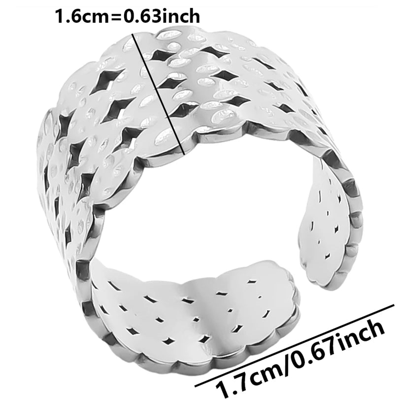 AURA Irregular chrome ring